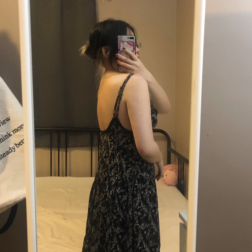 Floral backless dress